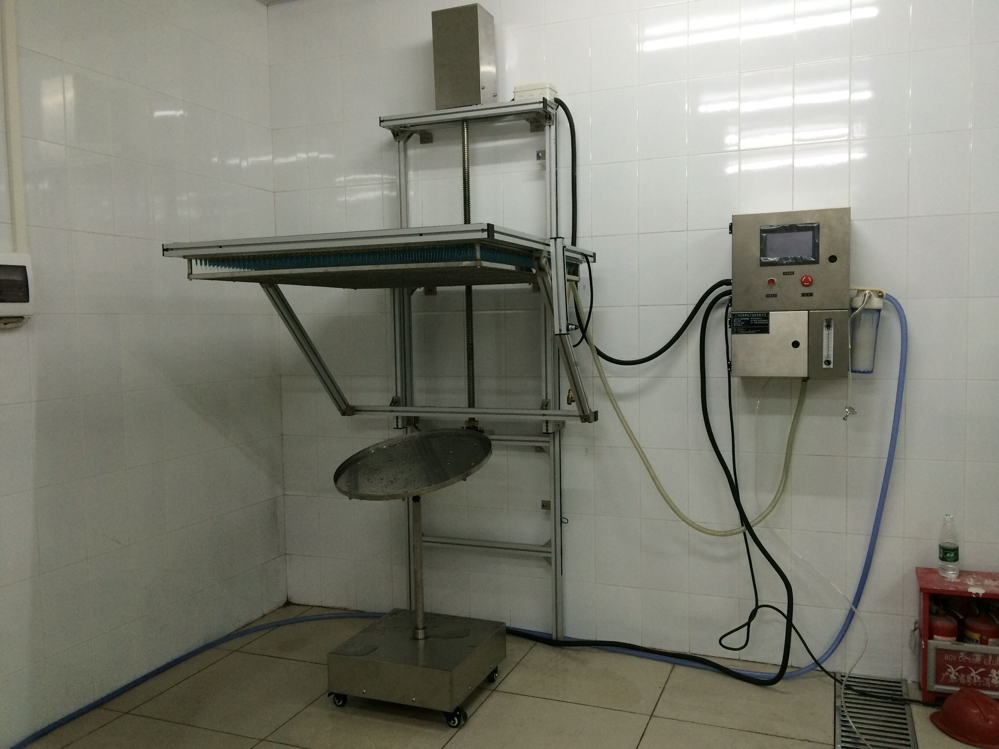 掛墻式IPX12滴水試驗機(jī)